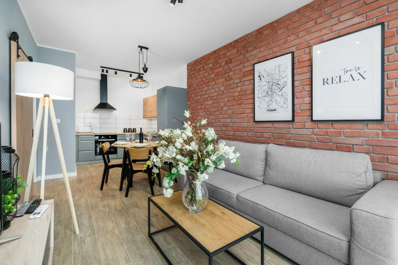 Premium Apartments Poznan Airport By Noclegi Renters Ngoại thất bức ảnh