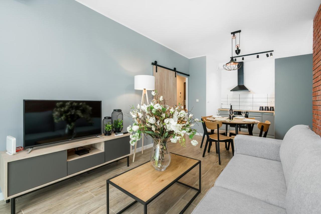 Premium Apartments Poznan Airport By Noclegi Renters Ngoại thất bức ảnh