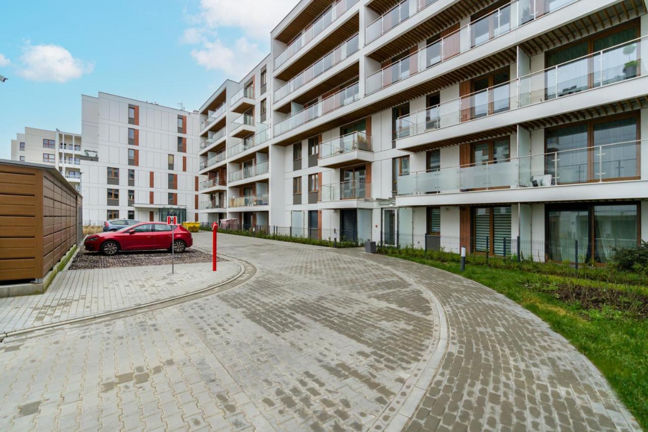 Premium Apartments Poznan Airport By Noclegi Renters Ngoại thất bức ảnh
